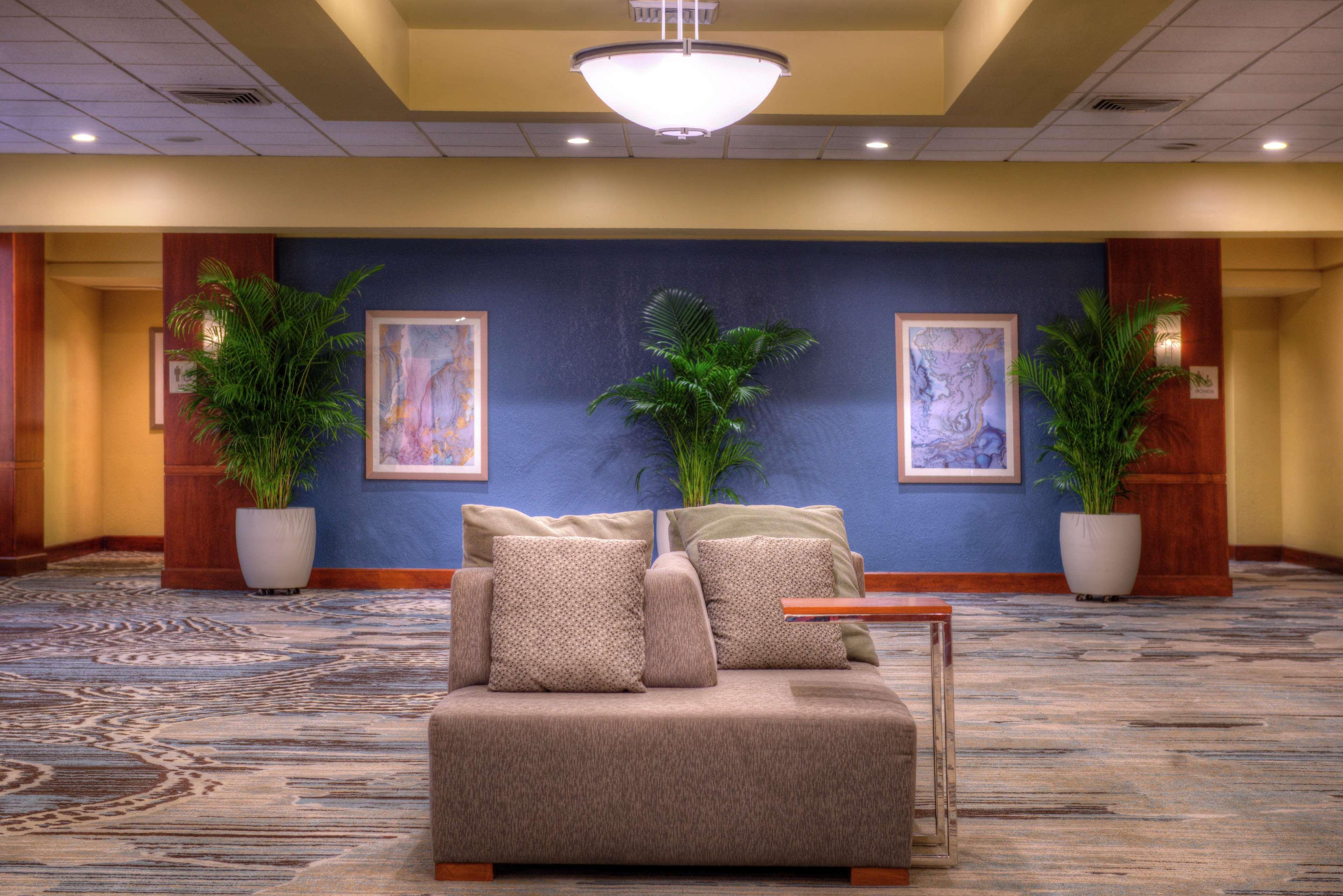 Doubletree By Hilton Hotel Tampa Airport-Westshore Exteriör bild