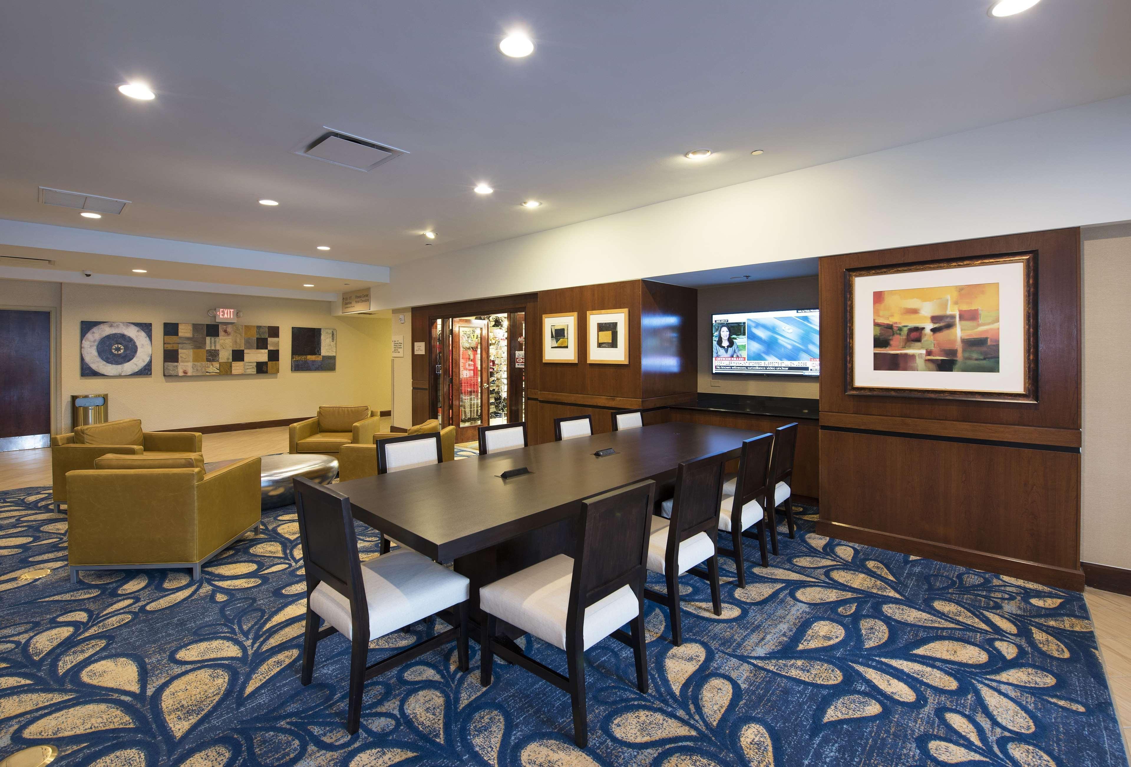 Doubletree By Hilton Hotel Tampa Airport-Westshore Exteriör bild