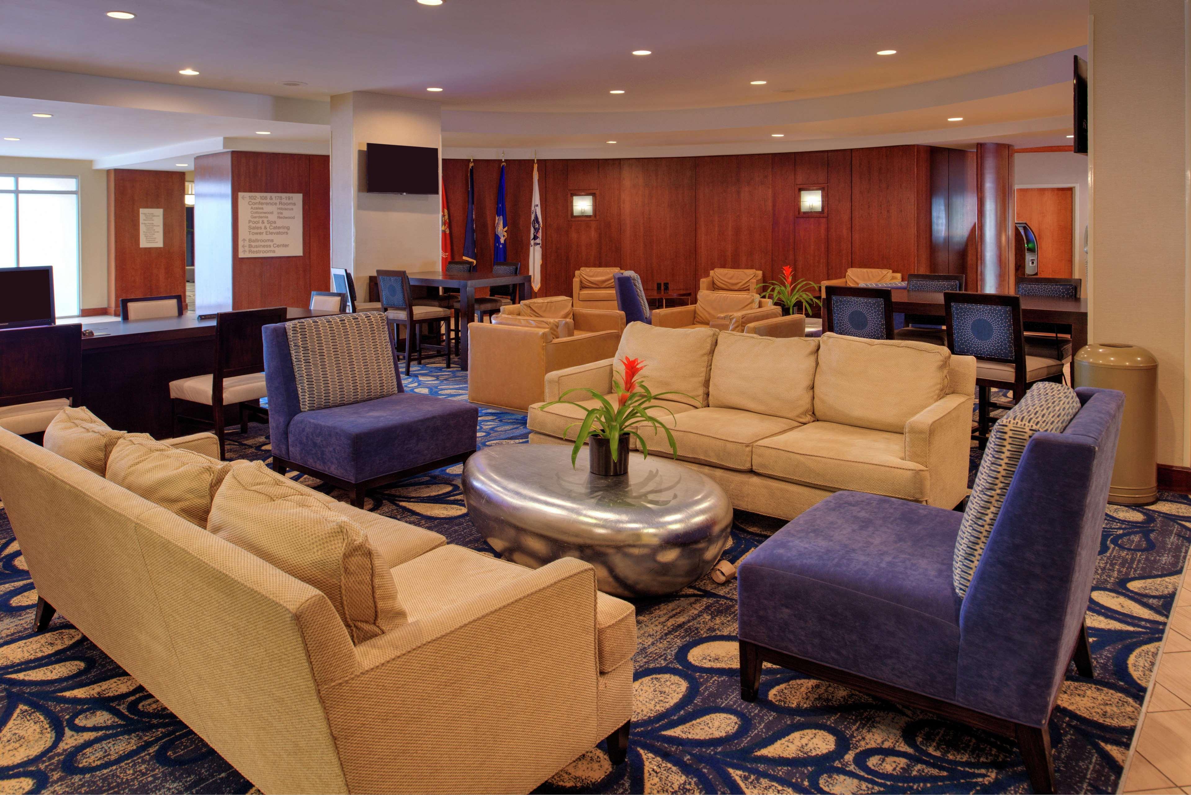 Doubletree By Hilton Hotel Tampa Airport-Westshore Exteriör bild