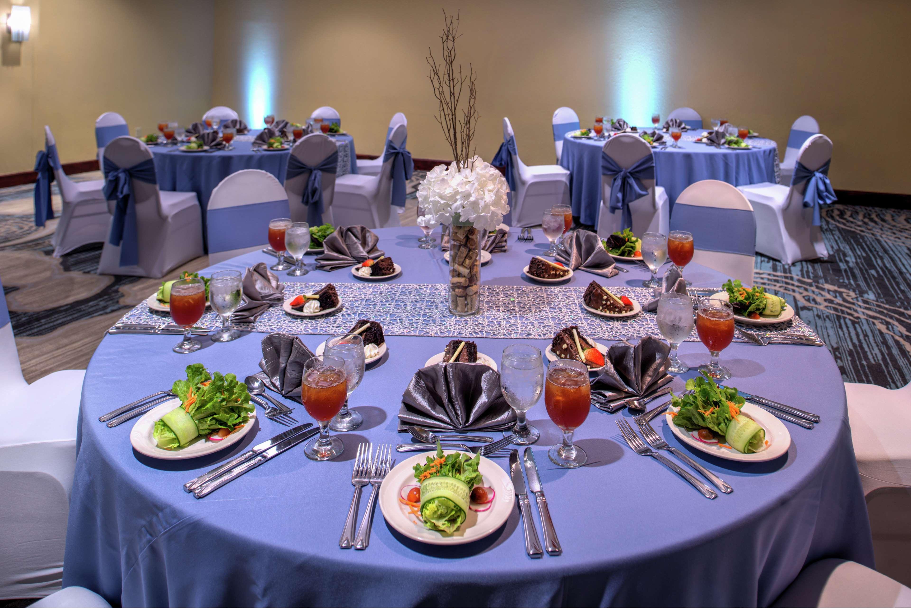 Doubletree By Hilton Hotel Tampa Airport-Westshore Exteriör bild