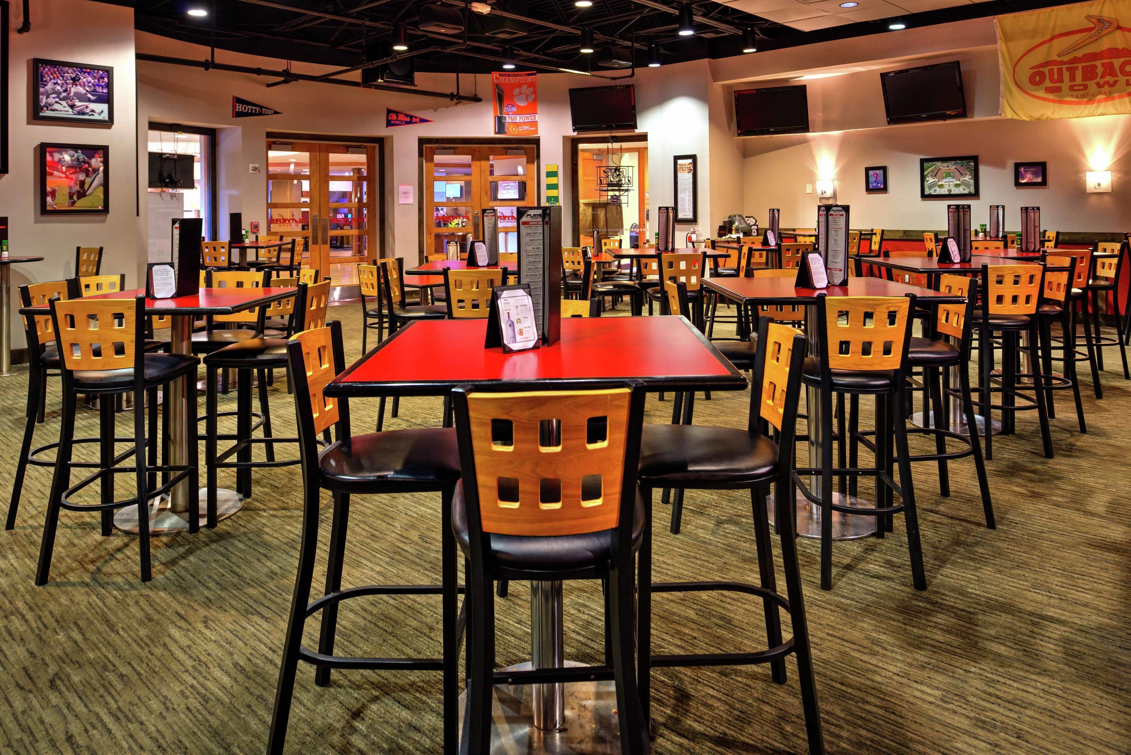 Doubletree By Hilton Hotel Tampa Airport-Westshore Exteriör bild