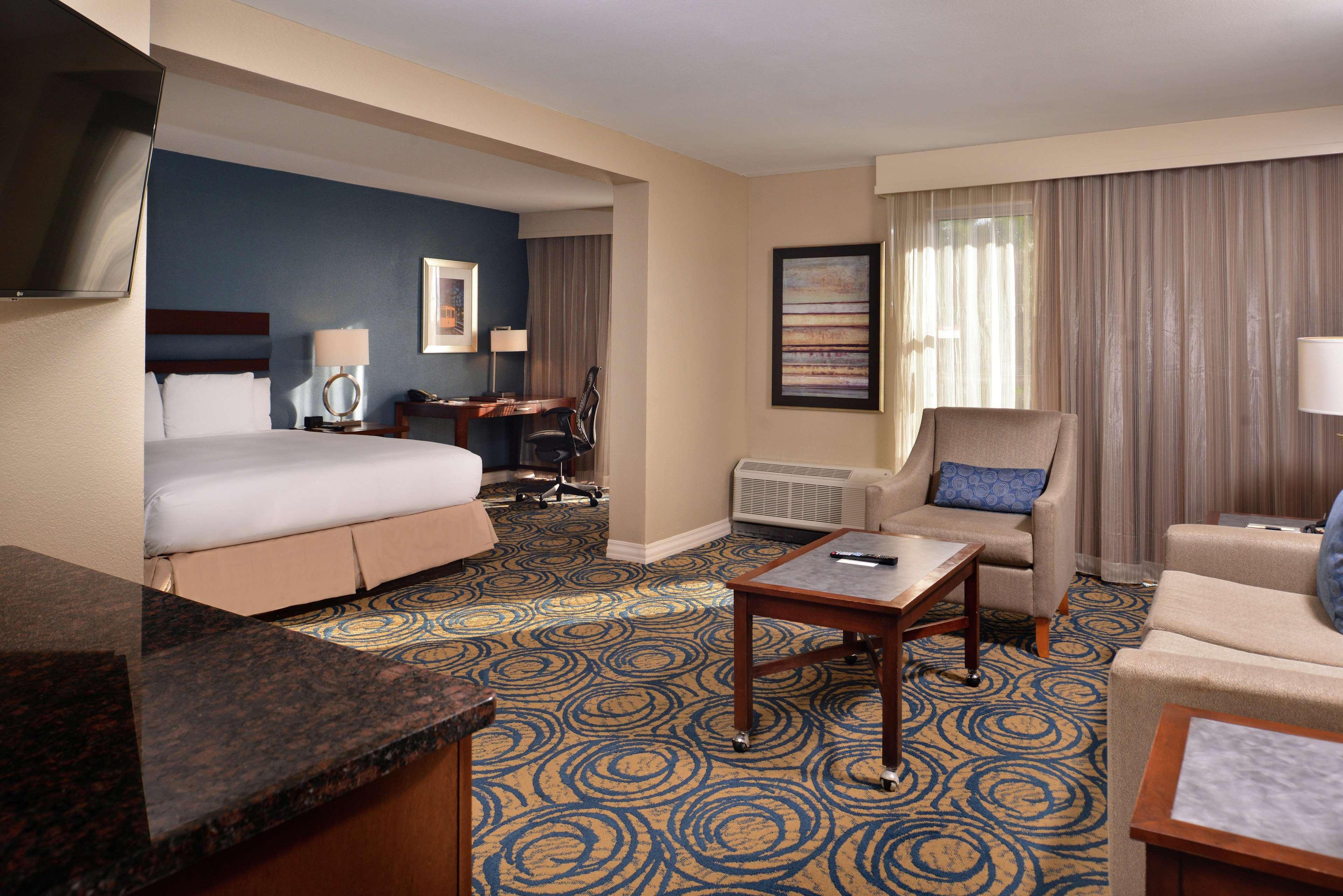 Doubletree By Hilton Hotel Tampa Airport-Westshore Exteriör bild